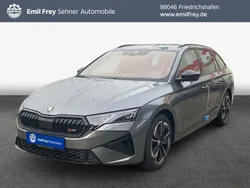Graphitgrau metallic Neu 2025 Skoda Octavia RS Kombi | 51.600 €