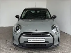 Moonwalk grey met. Gebraucht 2022 Mini Cooper Kleinwagen | 18.798 € (Fairer Preis)