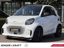 Weiß Gebraucht 2022 Smart ForTwo Electric Drive | 9.947 € (Guter Preis)