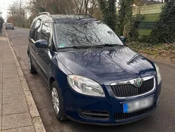 Blau Gebraucht 2009 Skoda Roomster Style Kombi | 2.350 € (Guter Preis)
