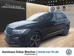 Schwarz Gebraucht 2022 VW Tiguan Life SUV | 23.990 € (Fairer Preis)