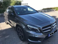 Grau Gebraucht 2016 Mercedes GLA200 AMG line SUV | 16.400 € (Fairer Preis)