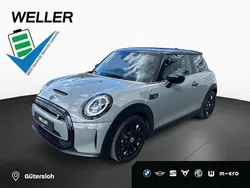 Grau Gebraucht 2022 Mini Cooper SE Kleinwagen | 22.450 € (Teuer)