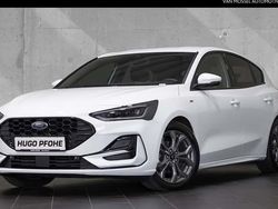 Weiß Gebraucht 2024 Ford Focus ST-Line X Limousine | 24.590 € (Guter Preis)