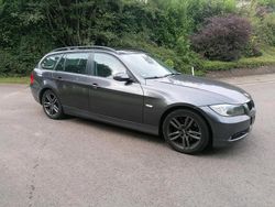 Schwarz Gebraucht 2007 BMW 318 Kombi | 4.100 €