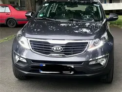 Grau Gebraucht 2011 Kia Sportage SUV | 7.000 € (Etwas zu teuer)