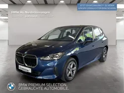 Blau Gebraucht 2023 BMW 218 Active Tourer Luxury Line Van / Kleinbus | 33.999 € (Fairer Preis)