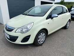 Weiß Gebraucht 2012 Opel Corsa | 1.250 €