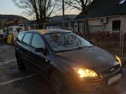 Blau Gebraucht 2006 Ford Focus Kombi | 1.300 € (Superpreis)