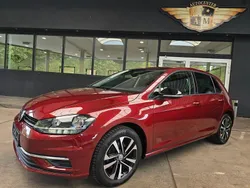 Rot Gebraucht 2019 VW Golf VII IQ Drive Limousine | 15.450 € (Fairer Preis)