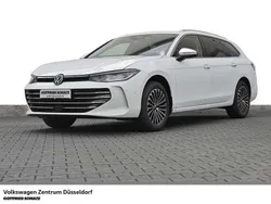 Pure white Gebraucht 2024 VW Passat Elegance Kombi | 43.480 €