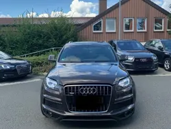 Braun Gebraucht 2011 Audi Q7 Ambiente SUV | 12.999 € (Fairer Preis)