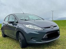 Grau Gebraucht 2012 Ford Fiesta Kleinwagen | 2.900 € (Fairer Preis)