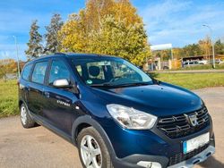 Blau Gebraucht 2018 Dacia Lodgy Stepway Van / Kleinbus | 9.500 € (Guter Preis)
