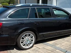 Schwarz Gebraucht 2012 Skoda Superb Elegance Kombi | 8.000 € (Guter Preis)