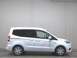Weiss Gebraucht 2020 Ford Tourneo Courier Trend Van / Kleinbus | 8.980 € (Superpreis)