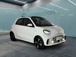 Weiß Gebraucht 2020 Smart ForFour Electric Drive Limousine | 13.897 €