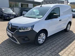 Weiß Gebraucht 2023 Renault Kangoo Rapid Advance Van / Kleinbus | 25.997 € (Teuer)