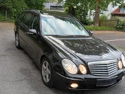 Schwarz Gebraucht 2006 Mercedes 220 Kombi | 2.650 € (Guter Preis)