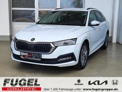 Moonweiss metallic Gebraucht 2023 Skoda Octavia Ambition Kombi | 24.369 € (Guter Preis)