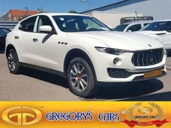 Bianco white Neu 2025 Maserati Levante SUV | 82.834 €