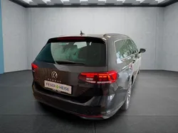 Grau Gebraucht 2022 VW Passat Kombi | 22.499 € (Fairer Preis)