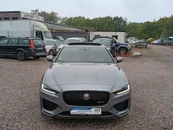 Grau Gebraucht 2020 Jaguar XE R-Dynamic Limousine | 24.969 € (Fairer Preis)