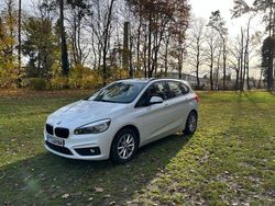 Weiß Gebraucht 2016 BMW 216 Active Tourer Advantage Van / Kleinbus | 8.499 € (Guter Preis)