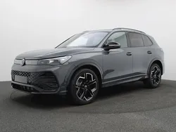 Grau Gebraucht 2024 VW Tiguan Style SUV | 50.089 € (Teuer)