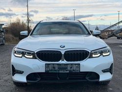 Weiß Gebraucht 2019 BMW 320 M Sport Kombi | 22.499 € (Fairer Preis)