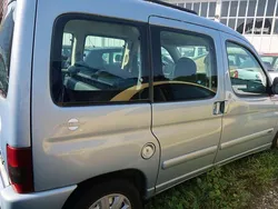 Silber Gebraucht 2001 Citroën Berlingo Van / Kleinbus | 690 € (Guter Preis)