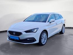 Weiß Gebraucht 2022 Seat Leon XCELLENCE Kombi | 20.920 € (Fairer Preis)