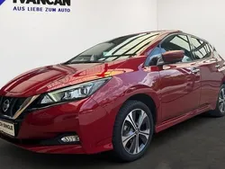 Rot Gebraucht 2020 Nissan Leaf Tekna Kleinwagen | 16.790 € (Guter Preis)