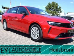 Rot Gebraucht 2024 Opel Astra Edition Kombi | 21.490 € (Superpreis)