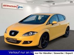 Gelb Gebraucht 2009 Seat Leon Stylance Limousine | 2.499 € (Fairer Preis)