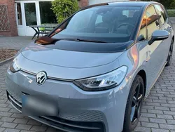 Grau Gebraucht 2021 VW ID.3 Kleinwagen | 21.500 € (Fairer Preis)
