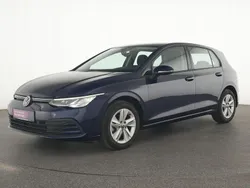 Blau Gebraucht 2022 VW Golf VIII Life Limousine | 20.322 € (Guter Preis)