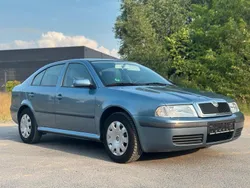 Grau Gebraucht 2009 Skoda Octavia Limousine | 4.499 € (Superpreis)