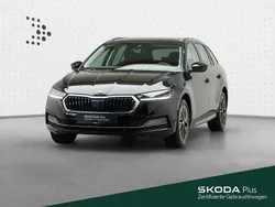 Blackmagic perleffekt Gebraucht 2023 Skoda Octavia Style Kombi | 29.649 € (Fairer Preis)