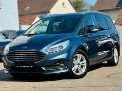 Chromablau metallic Gebraucht 2020 Ford Galaxy Titanium Van / Kleinbus | 27.690 € (Fairer Preis)