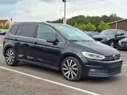 Schwarz Gebraucht 2019 VW Touran Highline Van / Kleinbus | 14.999 € (Fairer Preis)