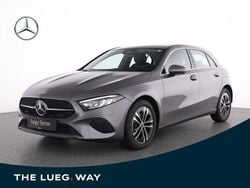 Grau Gebraucht 2024 Mercedes A180 Progressive Limousine | 26.999 € (Guter Preis)