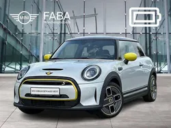 Weiß Gebraucht 2022 Mini Cooper SE Hatch Kleinwagen | 17.990 € (Fairer Preis)