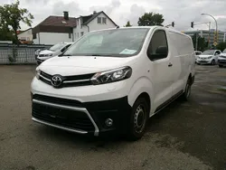 Weiß Gebraucht 2022 Toyota Proace Van | 14.940 €