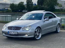 Silber Gebraucht 2003 Mercedes CLK320 Avantgarde Coupé | 6.699 € (Teuer)