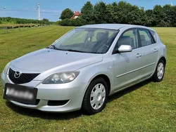 Silber Gebraucht 2005 Mazda 3 Limousine | 1.900 € (Teuer)