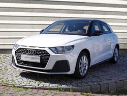 Weiß Gebraucht 2022 Audi A1 Sportback Basis Kleinwagen | 24.980 € (Teuer)
