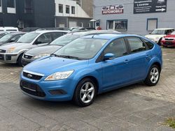 Blau Gebraucht 2010 Ford Focus Style Limousine | 2.400 € (Fairer Preis)