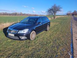 Schwarz Gebraucht 2012 Skoda Octavia RS Kombi | 6.995 € (Superpreis)