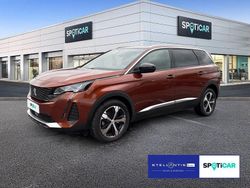 Braun Gebraucht 2023 Peugeot 5008 Allure Van / Kleinbus | 25.980 € (Guter Preis)